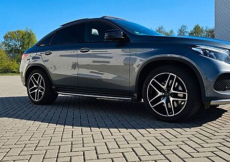 Mercedes-Benz GLE 43 AMG 4MATIC Pano Luftfahrwerk Coupe
