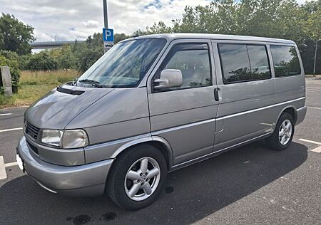 VW T4 Multivan Volkswagen , 2.5l Diesel, 151 PS, WoMo Zulass.