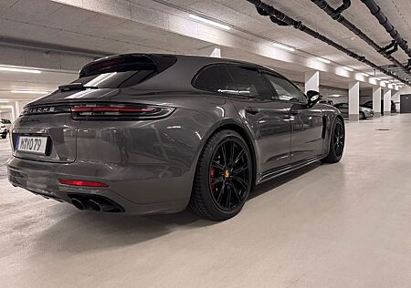 Porsche Panamera Sport Turismo Turbo Approved