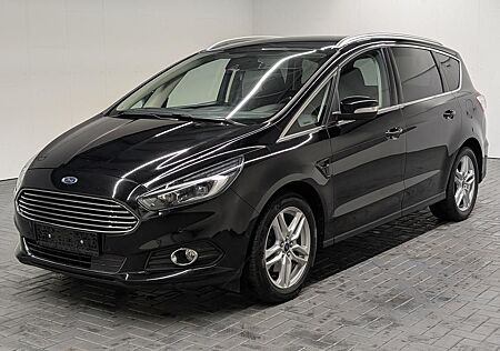 Ford S-Max Titanium LED/Navi/SHZ/Kam/AHK/el.Heck/18 L