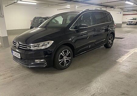 VW Touran Volkswagen Highline BMT/Start-Stopp