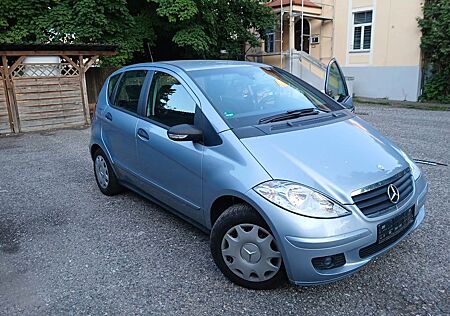 Mercedes-Benz A 150 ELEGANCE Elegance