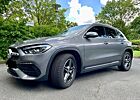 Mercedes-Benz GLA 250 e DCT -AMG-AHK-Garantie-Scheckheft