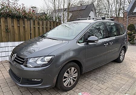 VW Sharan Volkswagen 1.4 TSI I 7-Sitzer I Xenon I PDC I AHK