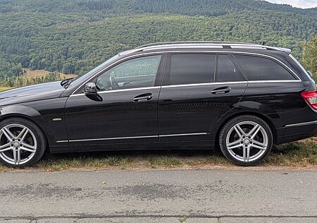 Mercedes-Benz C 180 CGI T