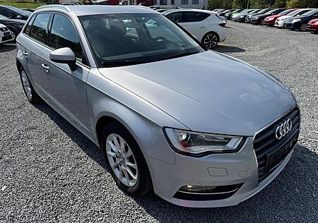 Audi A3 Sportback 1.6 TDI *AHK-Abn*ATTRACTION*HÄNDLER