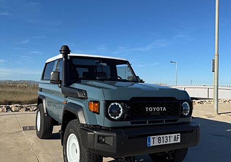 Toyota Land Cruiser KZJ73