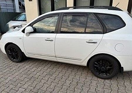 Kia Carens 2.0 CVVT EX, LPG