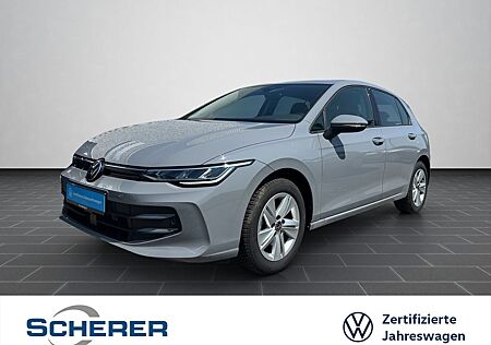 VW Golf Volkswagen VIII 1.5 TSI Life 5J Garantie ACC CARPLAY K