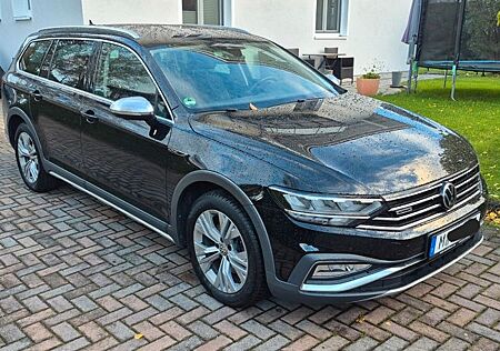 VW Passat Alltrack Volkswagen TDI Garantie AHK/ StHz/H-Kardon