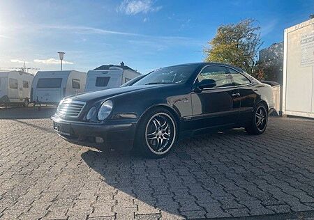 Mercedes-Benz CLK 320 ELEGANCE/Guter Zustand/Scheckheft/Leder