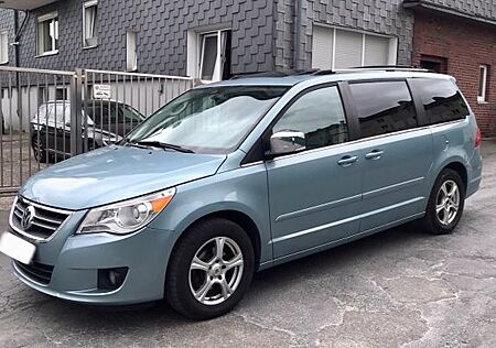 VW Routan Volkswagen 4.0 V6 LPG Automatik Navi SHZ PDC 7Sitzer