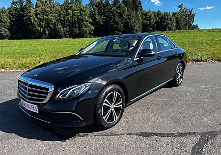 Mercedes-Benz E 200 AVANTGARDE Autom. AVANTGARDE