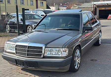 Mercedes-Benz 190 E W201 H Zulassung 4 Gang TÜV NEU INSP NEU