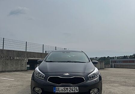 Kia Cee'd , Voll, Automatik