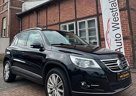 VW Tiguan Volkswagen Sport 2.0 4Motion*1Hand*Panorama*Leder*