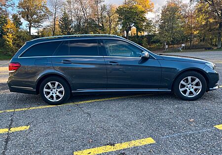 Mercedes-Benz E 220 CDI T AVANTGARDE AVANTGARDE
