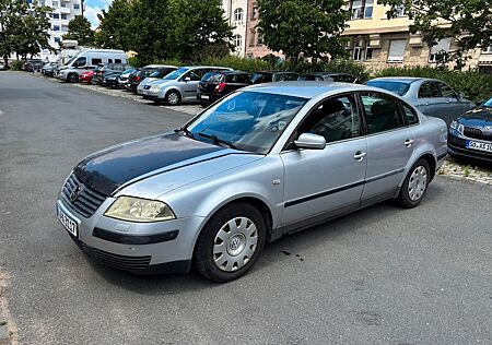 VW Passat Volkswagen Lim. *Automatik* LPG-Gas *TÜV bis 11/2025