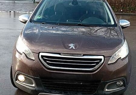Peugeot 2008 Allure 120 VTi Automatik Allure