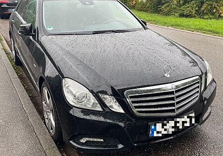 Mercedes-Benz E 250 CGI Blue EFFICIENCY AVANTGARDE