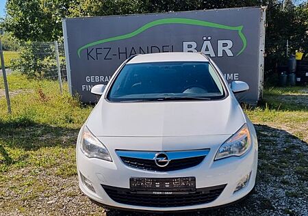 Opel Astra J Sports Tourer Design Edition