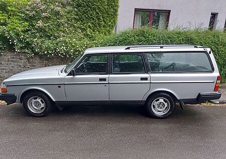 Volvo 240 (P 245) mit H-Kennzeichen