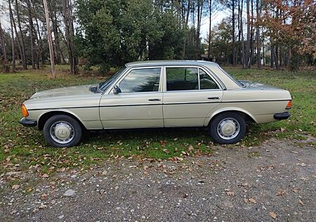 Mercedes-Benz 300 D DIESEL 88 PS
