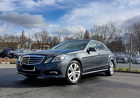 Mercedes-Benz E 200 CGI BlueEFFICIENCY AVANTGARDE AVANTGARDE
