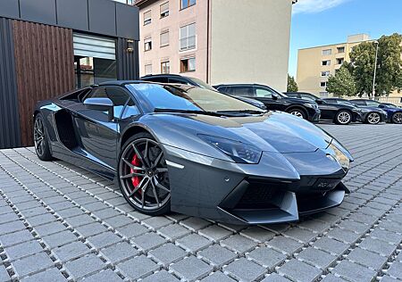 Lamborghini Aventador LP 700-4 Roadster 50th anniversary