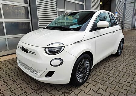 Fiat 500E 3+1