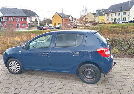 Dacia Sandero 1.2 16V 75 Essentiel Essentiel