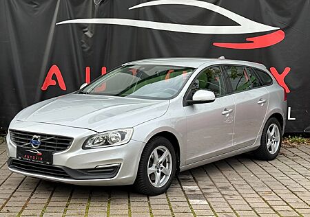 Volvo V60 Kombi Kinetic 2,0*PDC*AHG*NAVI