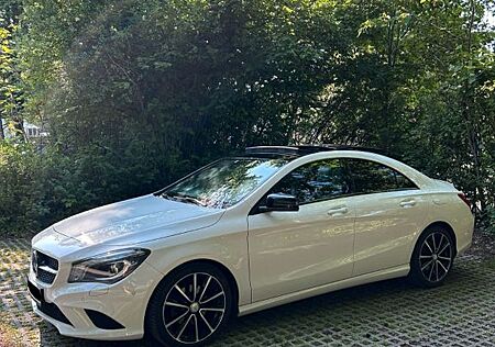 Mercedes-Benz CLA 220 CLA 220d Coupé