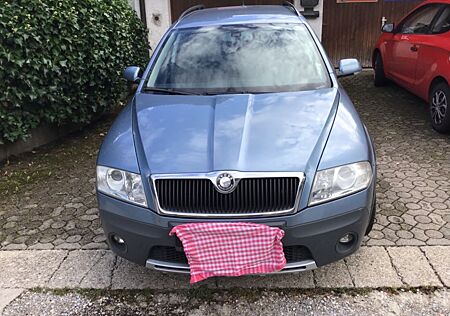 Skoda Octavia Combi 2.0 FSI 4x4 Scout Scout