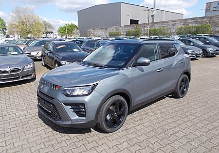 SsangYong Tivoli 1.5 T Blackline Navi Sitzh. LED, Alu18"