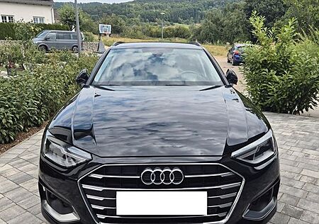 Audi A4 40 TFSI S tronic Avant - aktuell mit Garantie