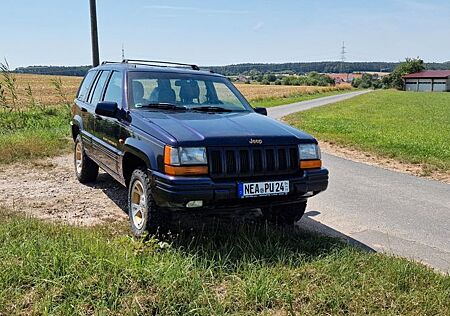 Jeep Grand Cherokee 5.2 Limited Auto Limited