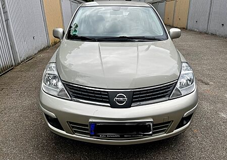 Nissan Tiida 1.8 acenta acenta