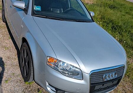 Audi A4 2.0 multitronic -