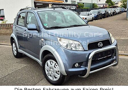 Daihatsu Terios gebraucht kaufen Daihatsu Terios 1.5 100th Anniversary 4WD LEDER SHZ TÜV