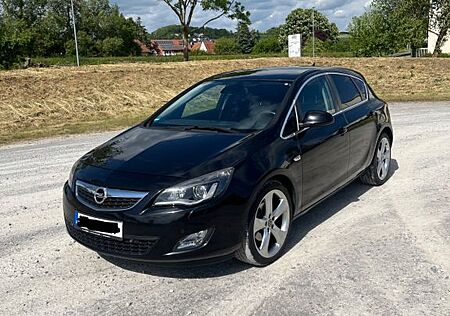 Opel Astra J (2.0 CDTI)