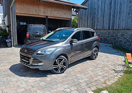 Ford Kuga 2,0 TDCi 4x4 132kW Titanium PowerShift ...