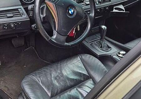 BMW 525d A touring -