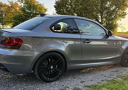 BMW 135i Coupé - N54 - Motor 98 tKm - TOP ZUSTAND