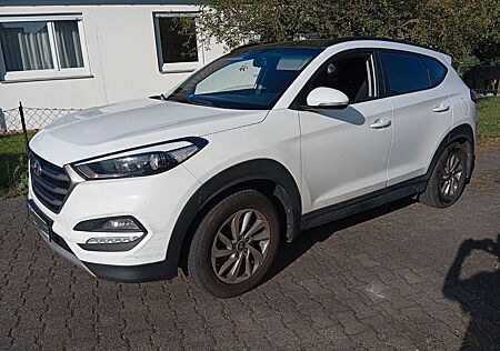 Hyundai Tucson Panoramadach,Sitzheizung.,Navi