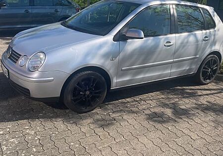 VW Polo Volkswagen 1.4 AUTO BASIS Basis