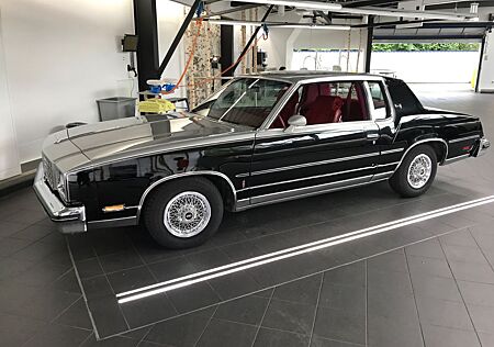 Dodge Wie Charger aber Oldsmobile mega V8 sound