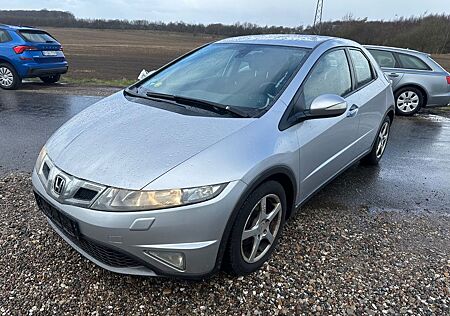 Honda Civic Lim. 5-trg. 1.8 Sport