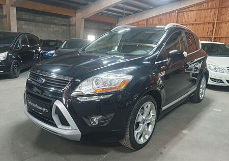 Ford Kuga Titanium / Navi_Kamera_19" Alu_AHK_Leder