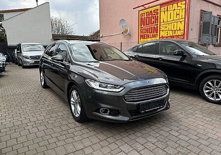 Ford Mondeo Turnier Titanium Panorama/Leder/LED